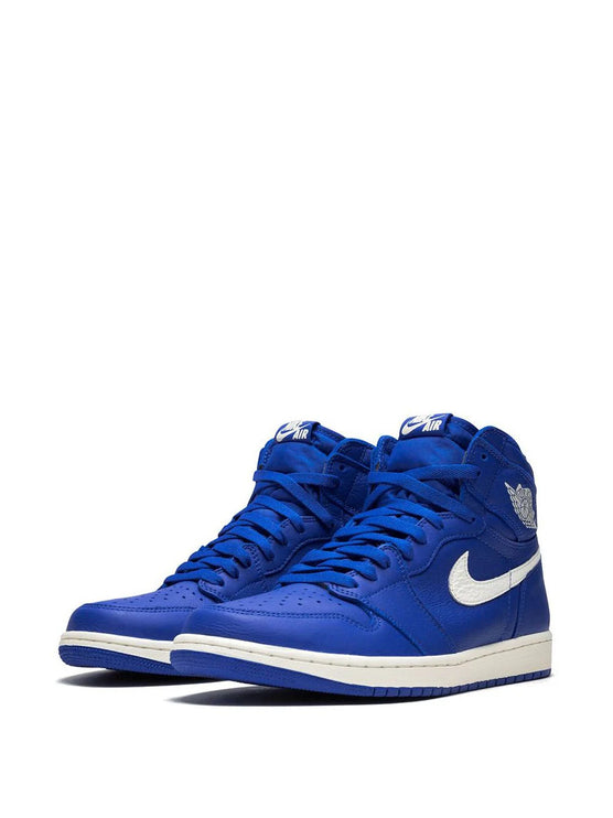 Air Jordan 1 Retro High Hyper Royal Blue