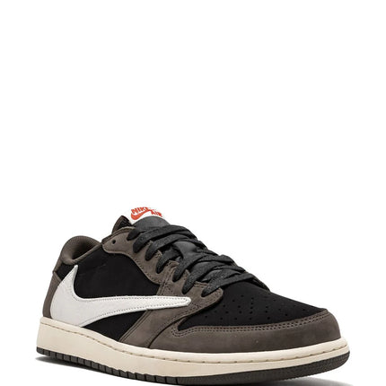 Jordan 1 Retro Low OG SP Travis Scott marrone